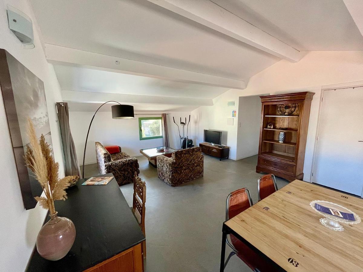 Residence Antonia Appartements Avec Piscine Commune - Centre Ville Calvi Calvi  Kültér fotó