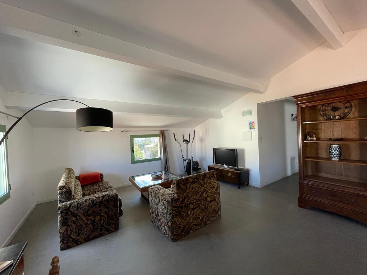 Residence Antonia Appartements Avec Piscine Commune - Centre Ville Calvi Calvi  Kültér fotó