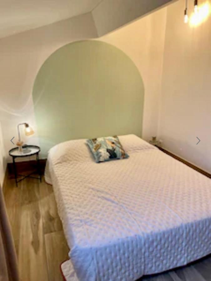 Residence Antonia Appartements Avec Piscine Commune - Centre Ville Calvi Calvi  Kültér fotó